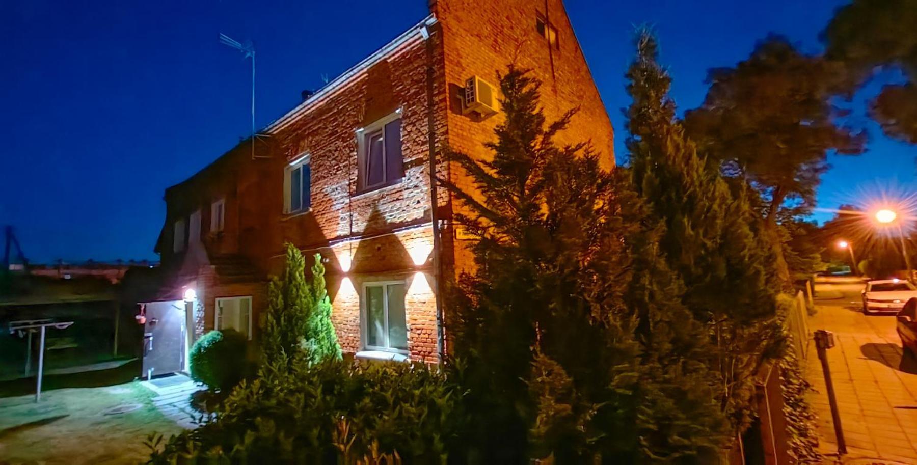 Red House Corner Apartment Marijampolė